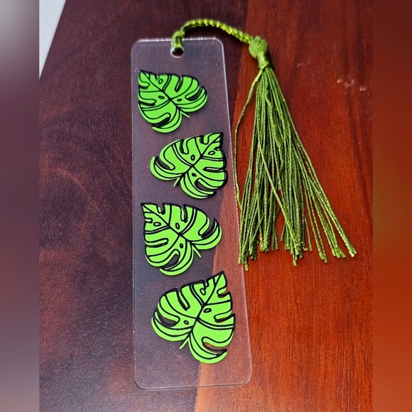 Monstera Leaf Bookmark - Picture 1 of 1